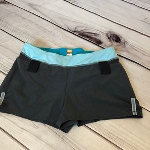 Lucy Tech Running Shorts l Size M l Gray and Aqua